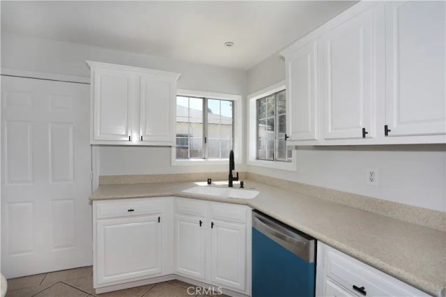 812 N Louise, Santa Ana, CA 92703