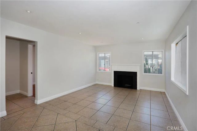 812 N Louise, Santa Ana, CA 92703
