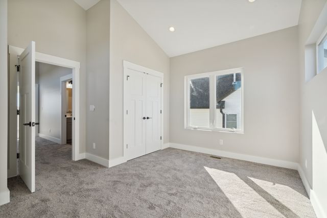 6136 Mississippi Avenue, Davenport, IA 52807