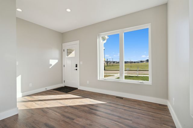 6136 Mississippi Avenue, Davenport, IA 52807
