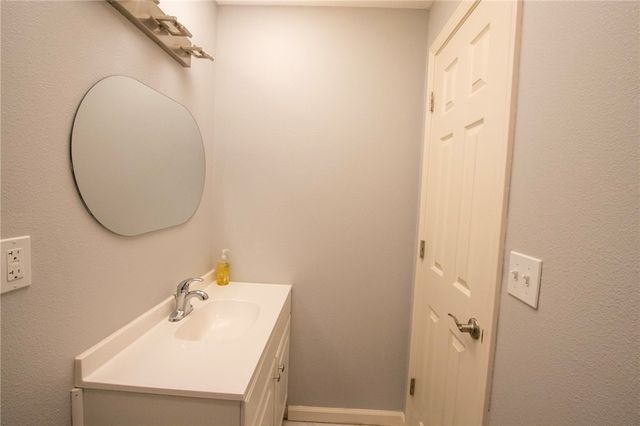 406 S Dixieland Road, Rogers, AR 72758