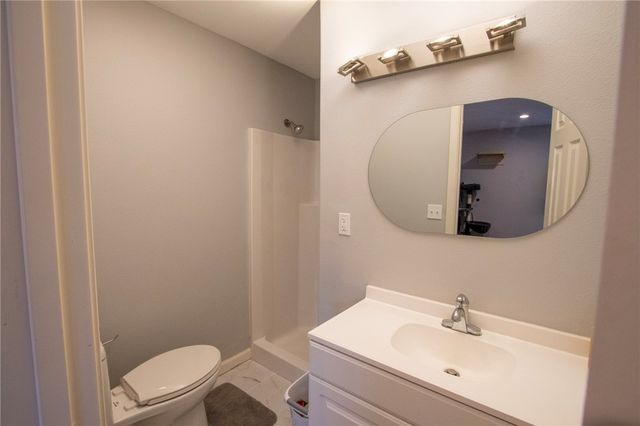 406 S Dixieland Road, Rogers, AR 72758