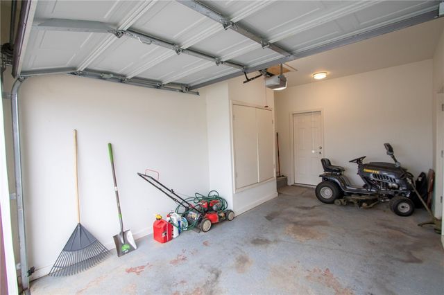 406 S Dixieland Road, Rogers, AR 72758