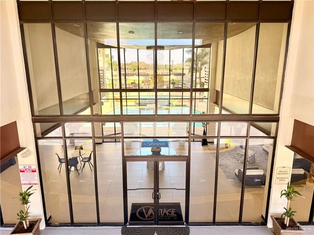 813 Travis Street 207, Mission, TX 78572