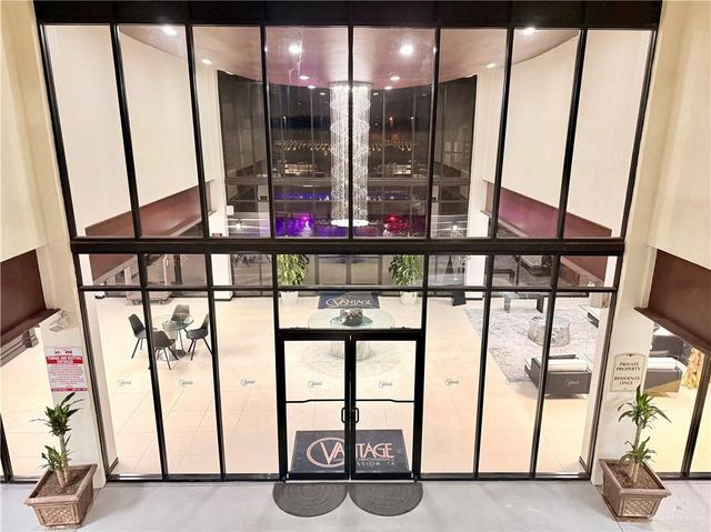 813 Travis Street 207, Mission, TX 78572