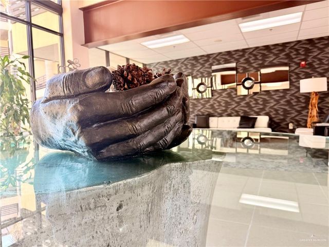 813 Travis Street 207, Mission, TX 78572