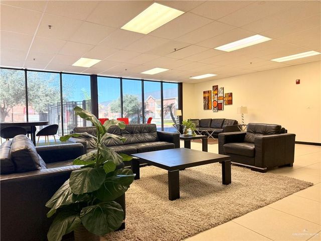 813 Travis Street 207, Mission, TX 78572