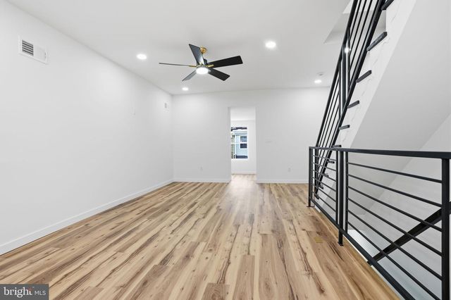 5224 BEAUMONT AVE, Philadelphia, PA 19143