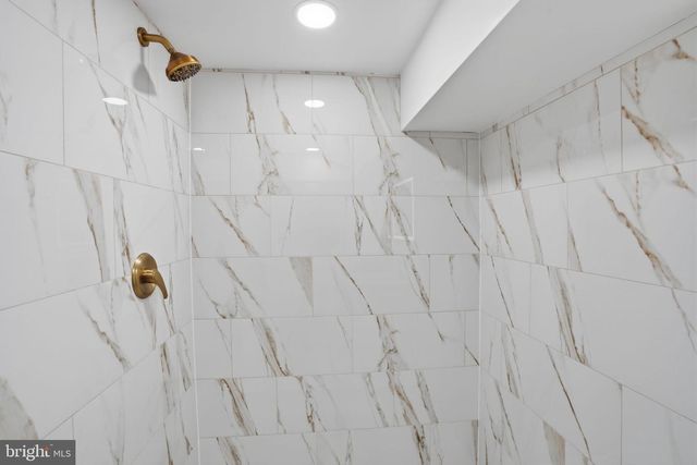 5224 BEAUMONT AVE, Philadelphia, PA 19143