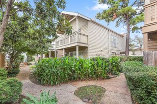 2100 Tanglewilde Street 244, Houston, TX 77063