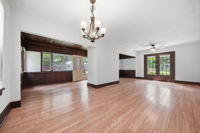 402 Stewart Road, Willernie, MN 55090