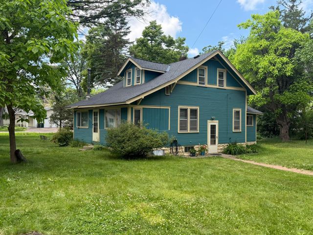 402 Stewart Road, Willernie, MN 55090