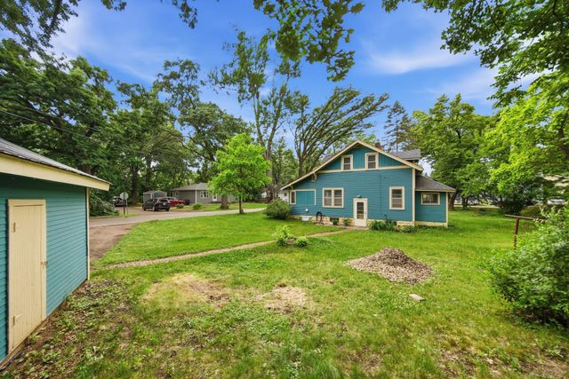 402 Stewart Road, Willernie, MN 55090