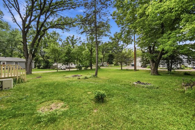 402 Stewart Road, Willernie, MN 55090