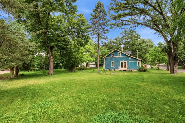 402 Stewart Road, Willernie, MN 55090
