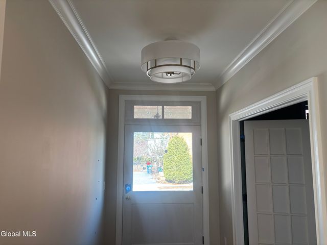 104 Regent Street, Saratoga Springs, NY 12866