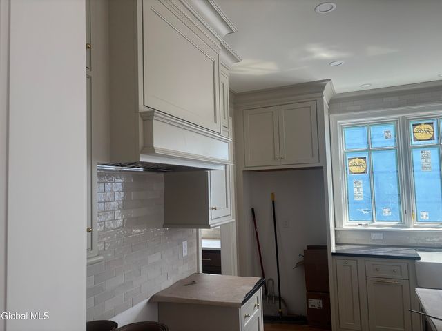 104 Regent Street, Saratoga Springs, NY 12866