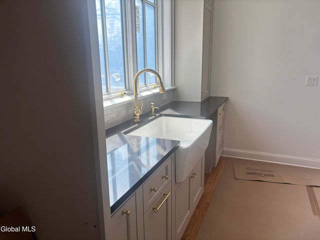 104 Regent Street, Saratoga Springs, NY 12866