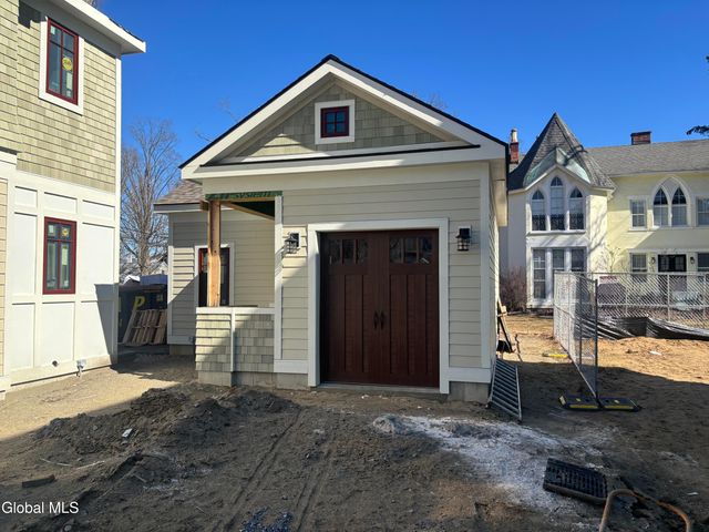 104 Regent Street, Saratoga Springs, NY 12866