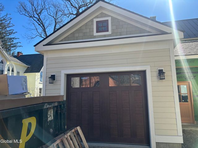 104 Regent Street, Saratoga Springs, NY 12866