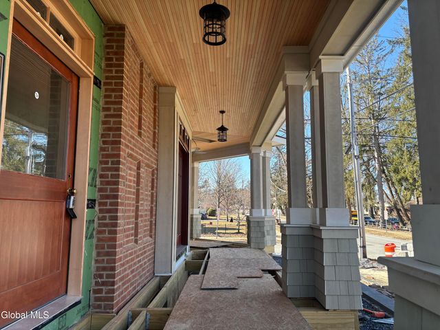 104 Regent Street, Saratoga Springs, NY 12866