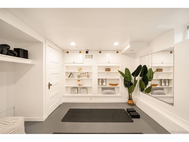 3740 Stuart St, Denver, CO 80212