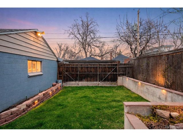 3740 Stuart St, Denver, CO 80212