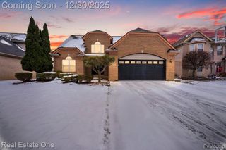15405 Oakleigh, Southgate, MI 48195
