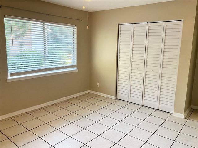 6527 Old Shell Road 18, Mobile, AL 36608