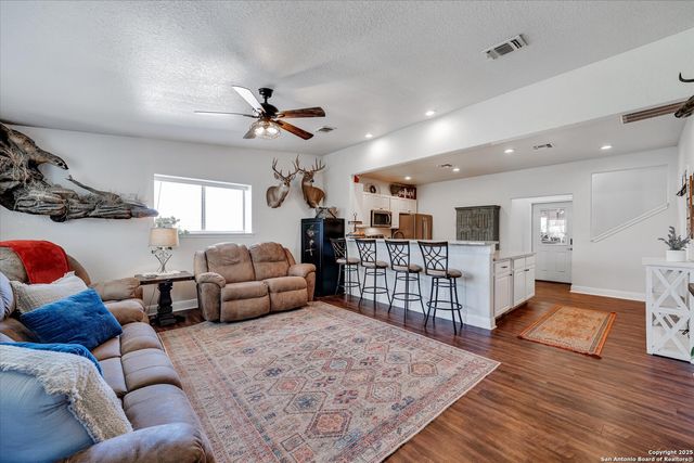 1496 Logans Way, Blanco, TX 78606