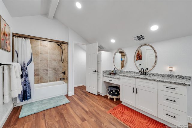 1496 Logans Way, Blanco, TX 78606