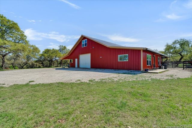 1496 Logans Way, Blanco, TX 78606