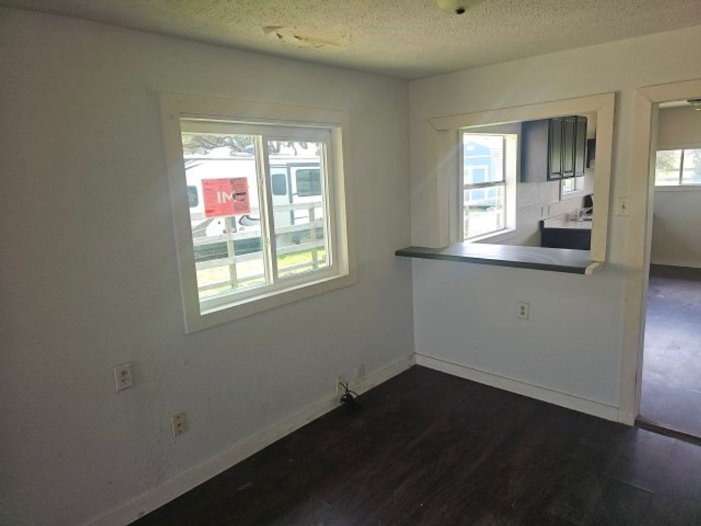 525 Jane St, Corpus Christi, TX 78418 — photo 5