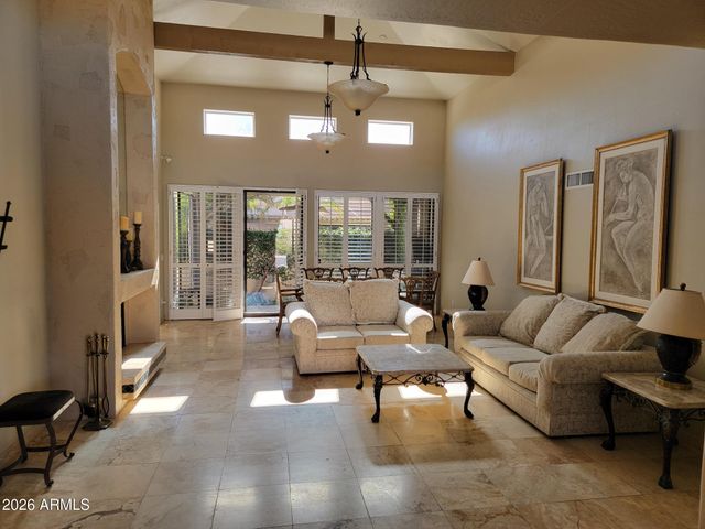 6353 N 19TH Street, Phoenix, AZ 85016