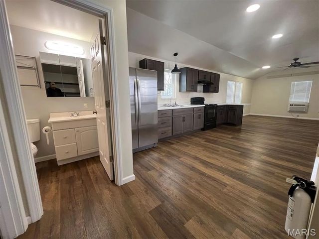 26231 Highway H, Eolia, MO 63344