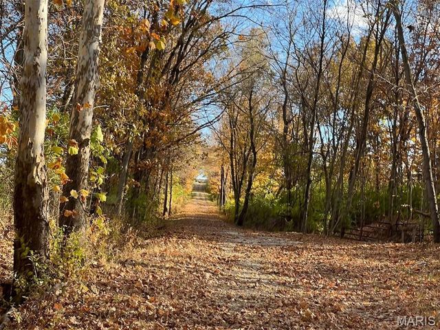 26231 Highway H, Eolia, MO 63344