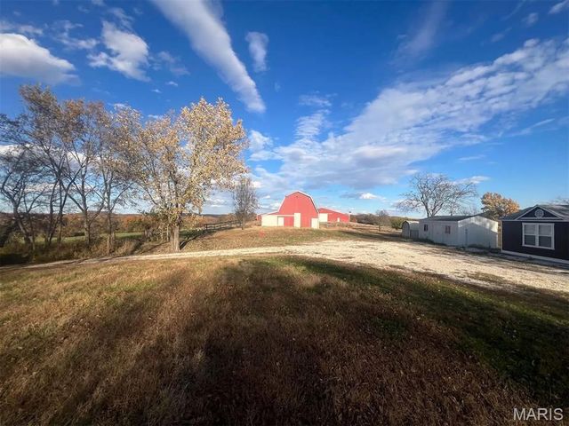26231 Highway H, Eolia, MO 63344