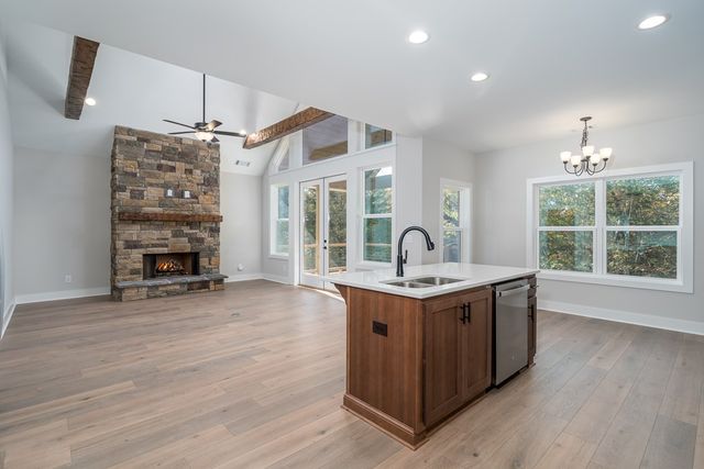 113 Summit View Lane, Ellijay, GA 30540