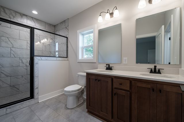 113 Summit View Lane, Ellijay, GA 30540