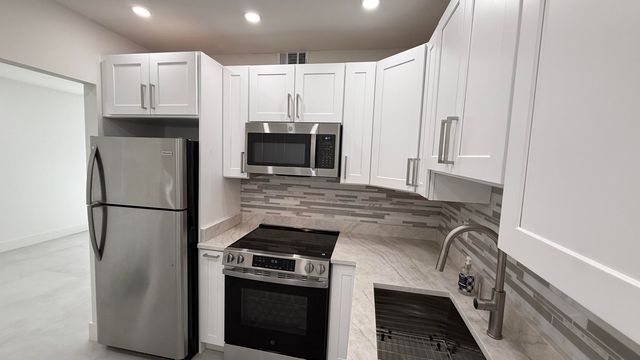 6505 Winfield Boulevard, Margate, FL 33063