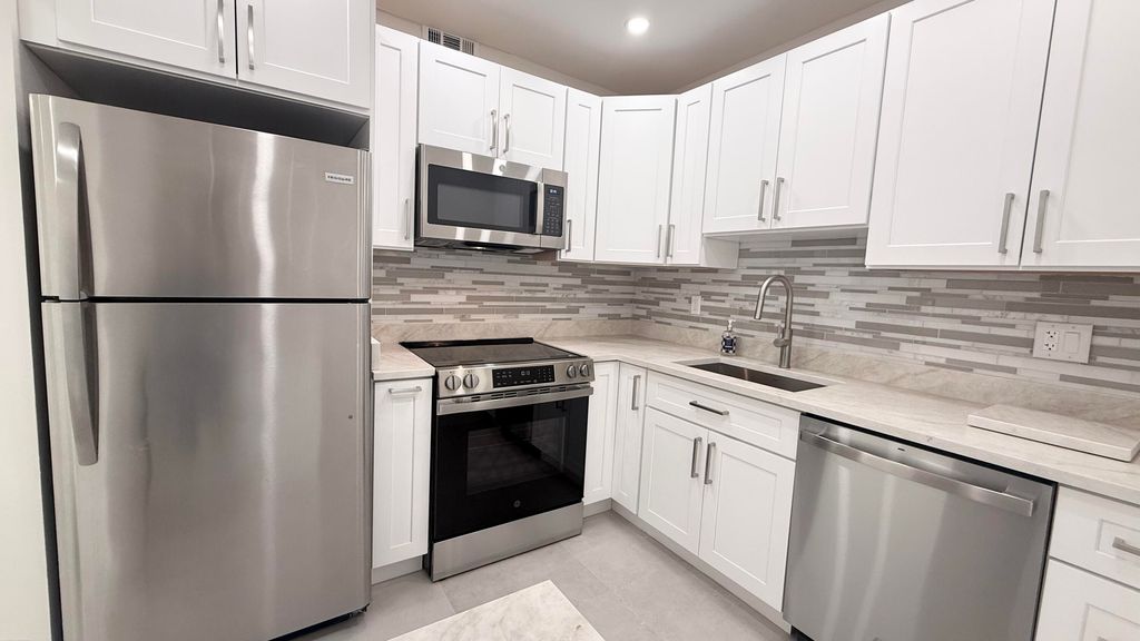 6505 Winfield Boulevard, Margate, FL 33063