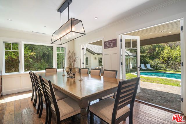 9530 Moonridge Terrace Place, Los Angeles, CA 90210