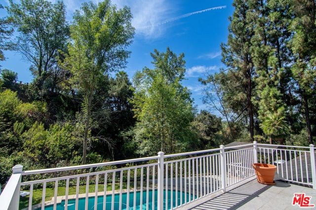 9530 Moonridge Terrace Place, Los Angeles, CA 90210