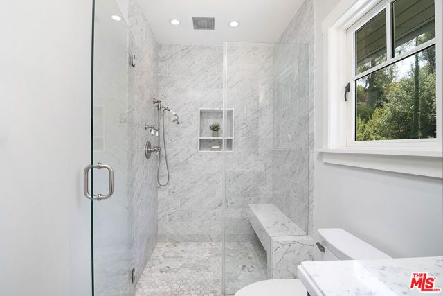 9530 Moonridge Terrace Place, Los Angeles, CA 90210