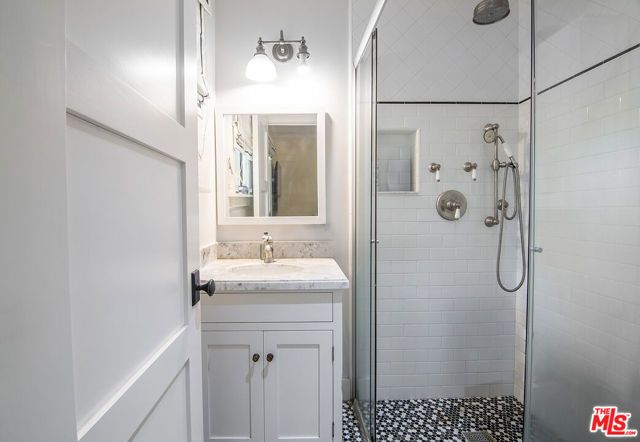 9530 Moonridge Terrace Place, Los Angeles, CA 90210