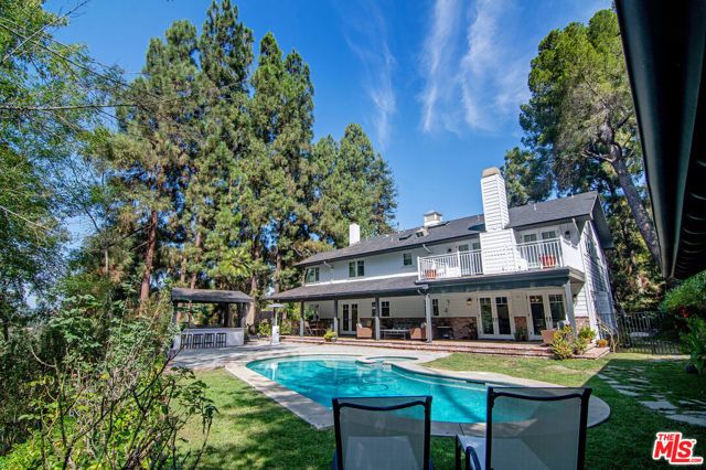 9530 Moonridge Terrace Place, Los Angeles, CA 90210