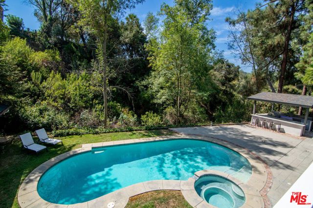 9530 Moonridge Terrace Place, Los Angeles, CA 90210