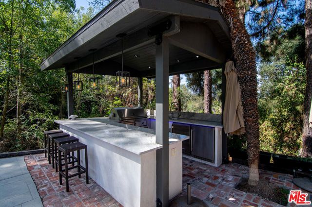 9530 Moonridge Terrace Place, Los Angeles, CA 90210