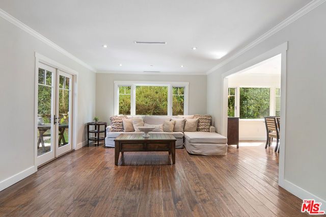 9530 Moonridge Terrace Place, Los Angeles, CA 90210