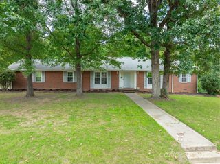 315 Crestside Drive SE, Concord, NC 28025